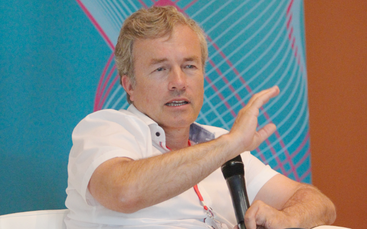 Panelist Oliver Deussen (A01).