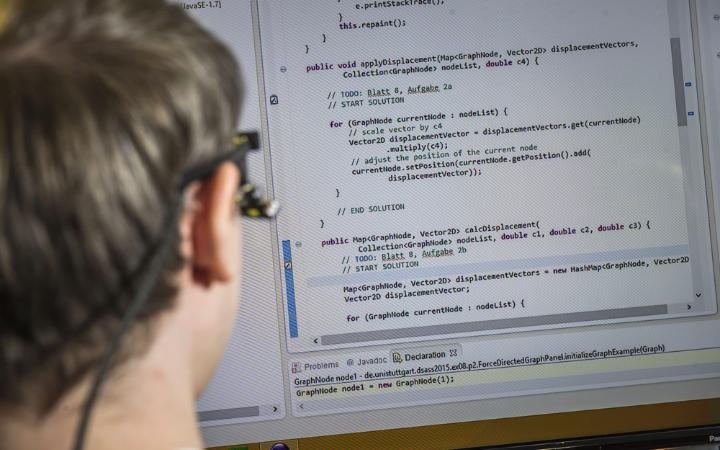 Can eye tracking be used for the development of software? (Photo: University of Stuttgart / VISUS / SFB-TRR161)